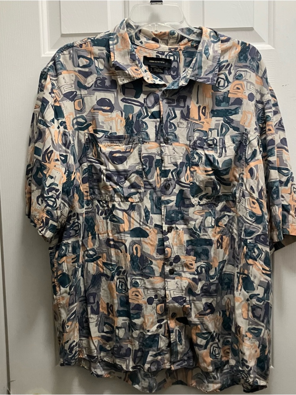 Urban Outfitters XL Mens Button Down Short Sleeve Geometric Hawaiian Shirt